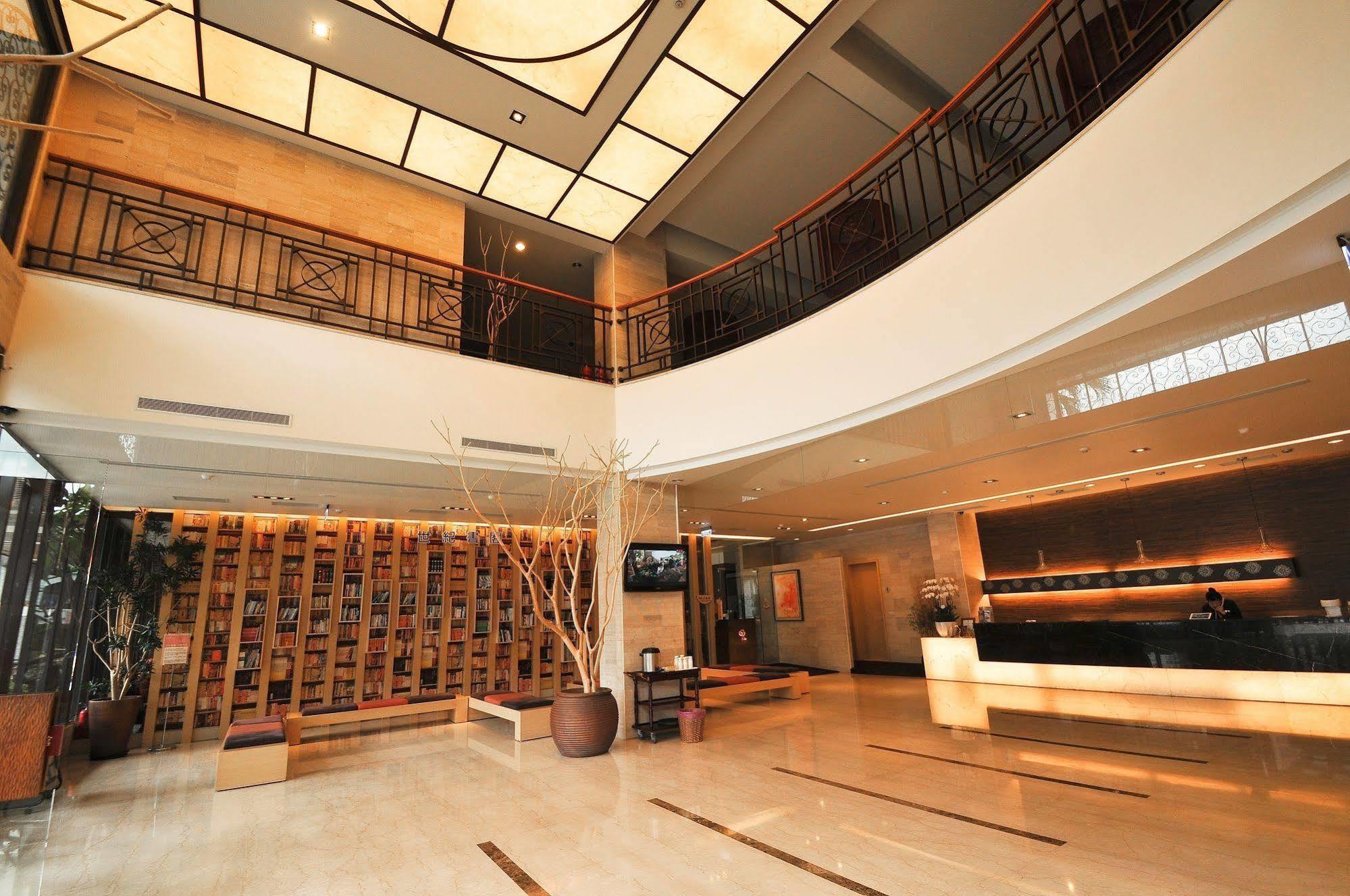 Crownshine Resort Jiaoxi Esterno foto